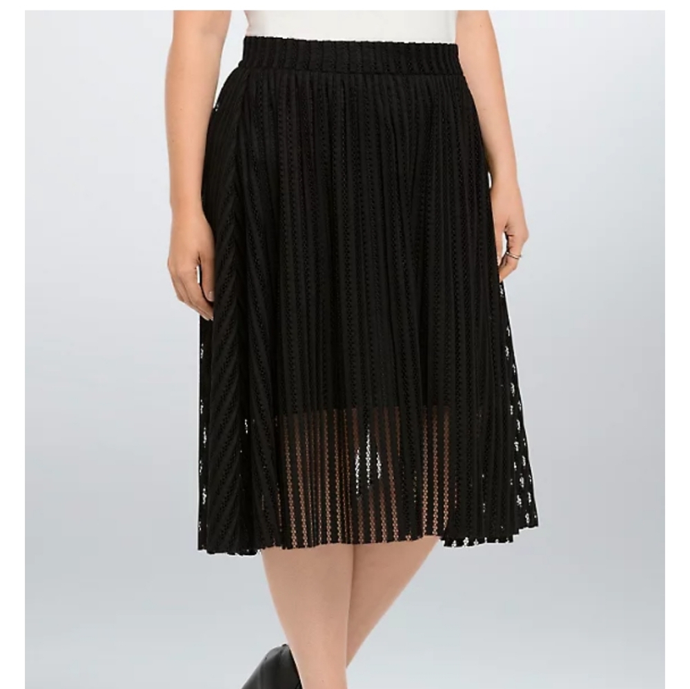 NWT Torrid Mesh Stripe Skirt